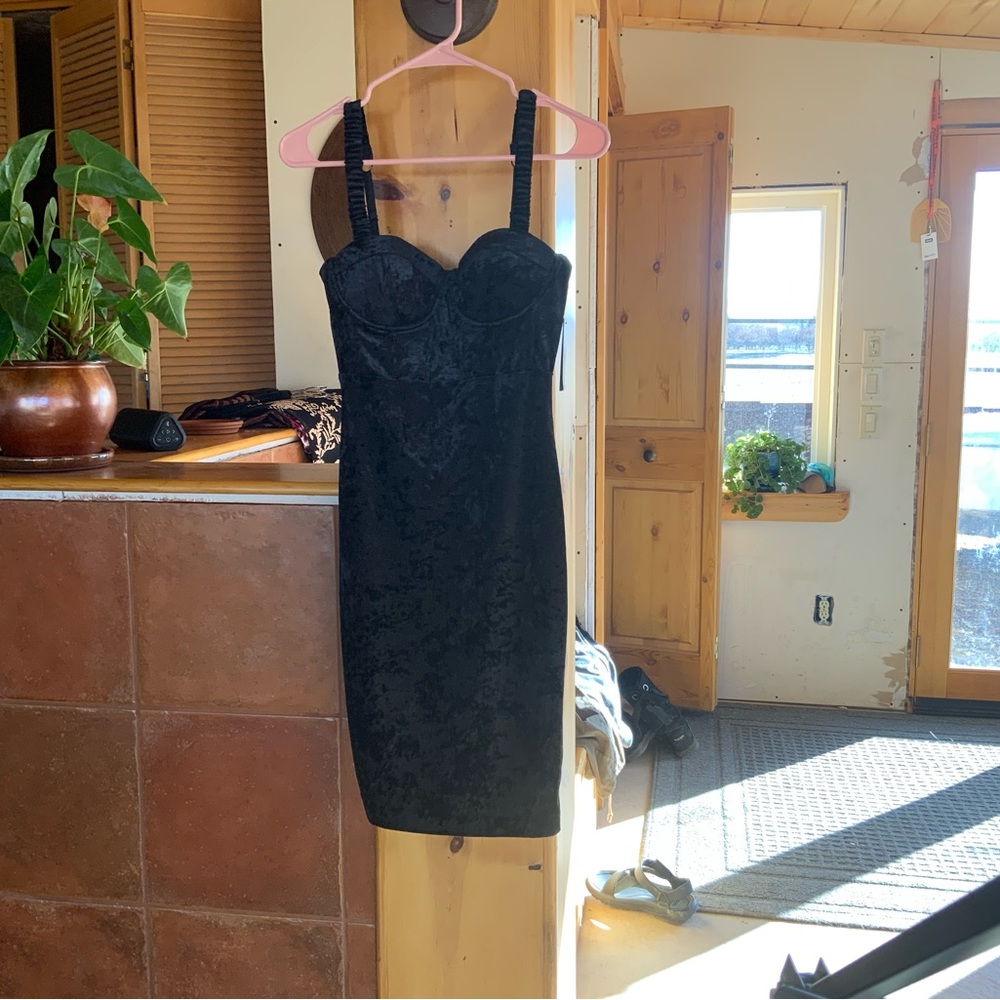 Guess velour dress